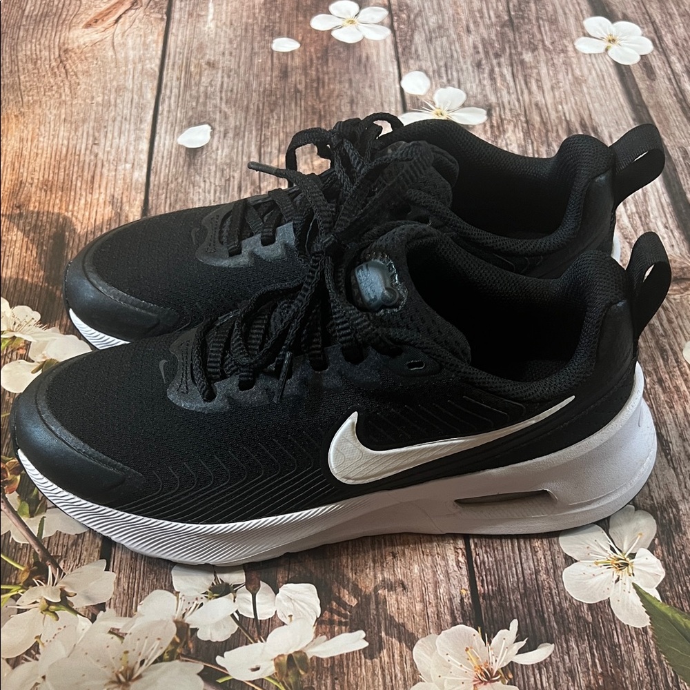 Womens Nike Black and White Athletic Shoes